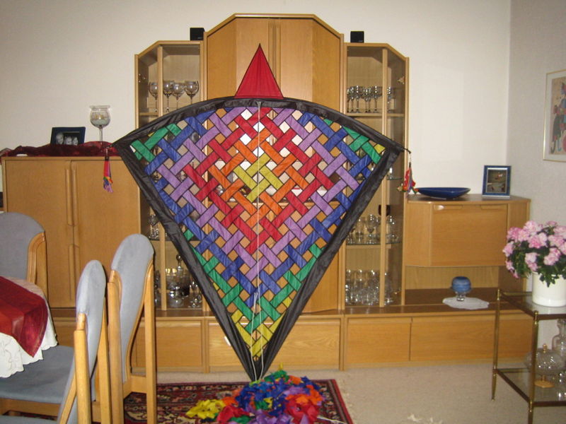 Datei:BogenspitzdrachenImWiliKochDesign.jpg